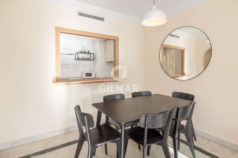 Foto 84d19de6-8e84-4f86-8f85-ce8cdc739814. Apartament amb calefacció aparcament piscina a Puerto Banús Marbella