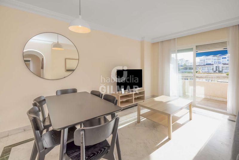 Foto 8cb5472a-07d5-4fbb-a353-6dfa349ea89e. Apartament amb calefacció aparcament piscina a Puerto Banús Marbella