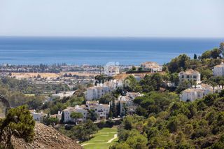 Terreno residenziale in El Madroñal. Parcela exclusiva con licencia y proyecto en el madroñal, junto