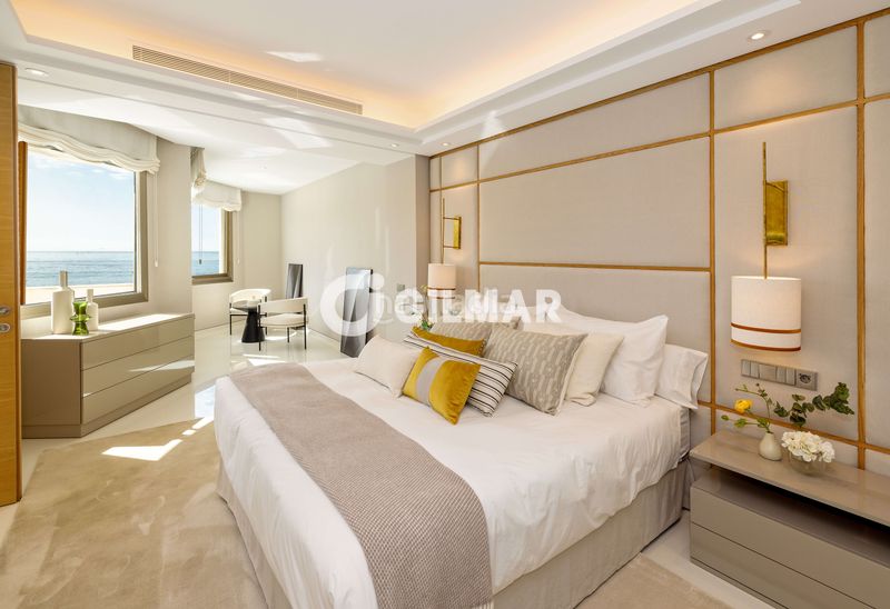 Foto 0aacabc2-7d0a-4b49-89e9-d9c427337e3e. Apartament amb calefacció aparcament piscina a Puerto Banús Marbella