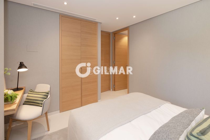 Foto 2e4956d0-ef68-4235-b4a9-f54de3377cbe. Apartament amb calefacció aparcament piscina a Puerto Banús Marbella