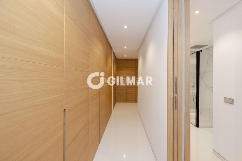 Foto 643bba12-551a-419e-a23a-8c6a832803b2. Apartament amb calefacció aparcament piscina a Puerto Banús Marbella