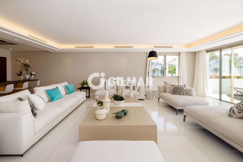Foto 93b117c5-5e19-4fec-9071-efd1b495a6eb. Apartament amb calefacció aparcament piscina a Puerto Banús Marbella