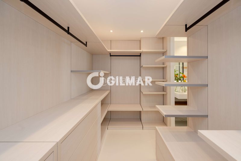 Foto 9b6d19a0-cb20-4b0d-a0d2-3f1096455b87. Apartament amb calefacció aparcament piscina a Puerto Banús Marbella