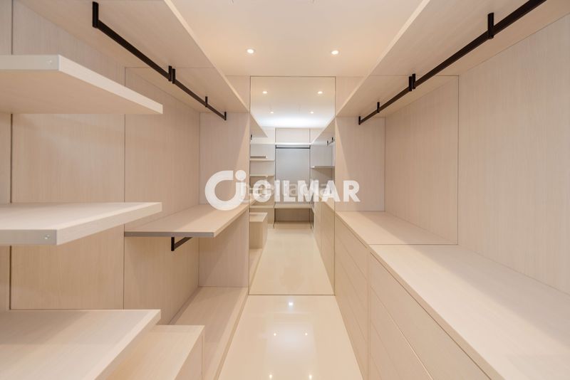 Foto bc2920f1-b55f-46f9-92f9-5bbc1c1c833e. Apartament amb calefacció aparcament piscina a Puerto Banús Marbella