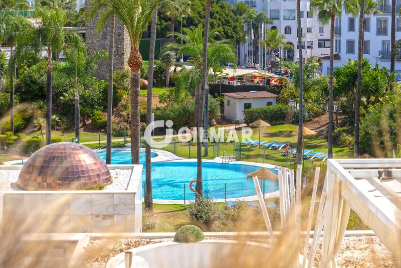 Foto d0a8360e-d3ea-4edd-a6c8-5413a9c7f0ed. Apartament amb calefacció aparcament piscina a Puerto Banús Marbella