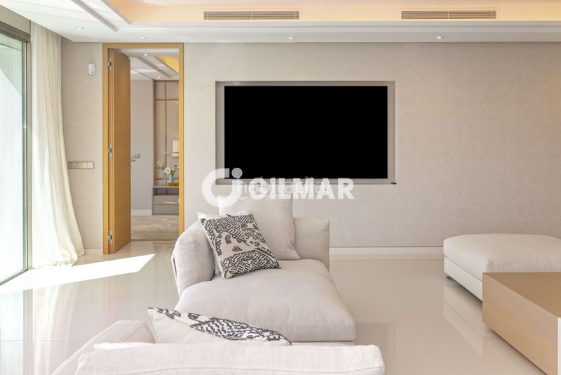 Foto ef2329c1-f5dc-4b29-9efa-a9fed665e70f. Apartament amb calefacció aparcament piscina a Puerto Banús Marbella