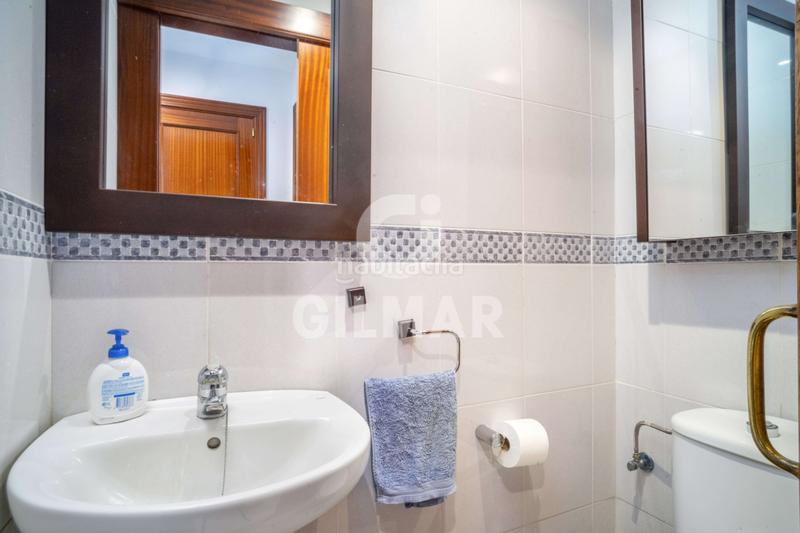 Foto 1ec8d17b-868e-4a5e-b54d-e521cc357db4. Casa pareada adosada pueblo en Zona Calvario Estepona