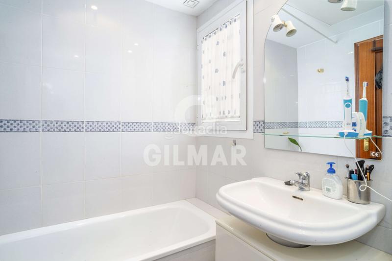 Foto 4202e4e6-2ee7-4ad3-8aae-984719ddf3f3. Casa pareada adosada pueblo en Zona Calvario Estepona