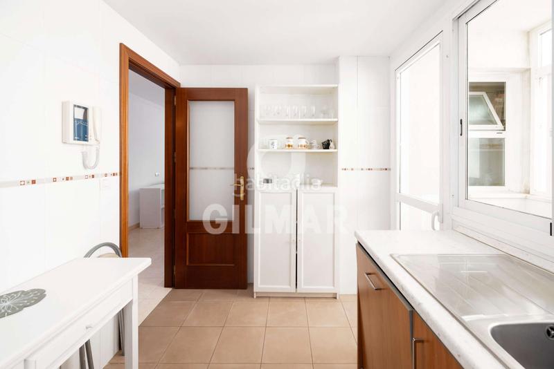 Foto d330b290-84c6-4b18-8012-ff7b3bbf89b5. Apartamento  en pleno corazón en Parque Central Estepona