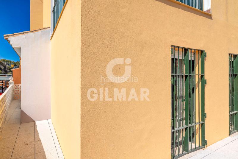 Foto 8e42f22b-45d8-4397-99c1-b4310c483add. Apartamento  totalmente reformado junto playa en Manilva