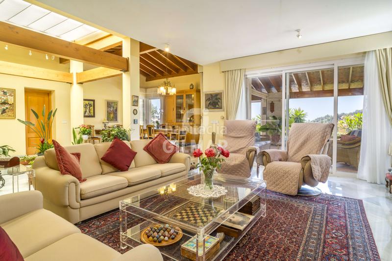 Foto 9d8a8c1d-9f17-4fcd-8b35-389242131592. Chalet avec chauffage piscine dans La Alquería Benahavís