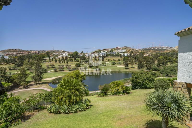 Foto dfe60283-4d5a-4147-9e20-a5a4d847cf93. Chalet avec chauffage piscine dans La Alquería Benahavís