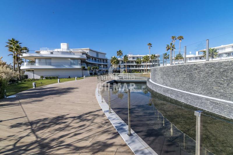 Foto fd60dacc-0cb1-404e-b035-aa6aa4c25b0a. Piano terra con riscaldamento parcheggio piscina in Estepona