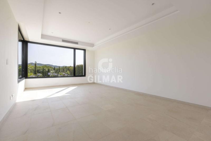 Foto 10c082c6-f9a5-4ec4-a4e5-88ab6aa14679. Chalet con riscaldamento piscina in Sotogrande alto Sotogrande