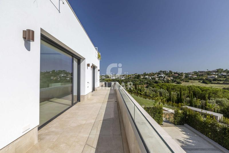 Foto 279c6f52-5064-4780-89dd-4ebbd9994798. Chalet con riscaldamento piscina in Sotogrande alto Sotogrande