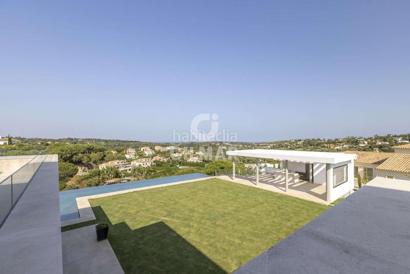Foto 4996ed57-2ad3-4579-b67a-f6b946650641. Chalet con riscaldamento piscina in Sotogrande alto Sotogrande