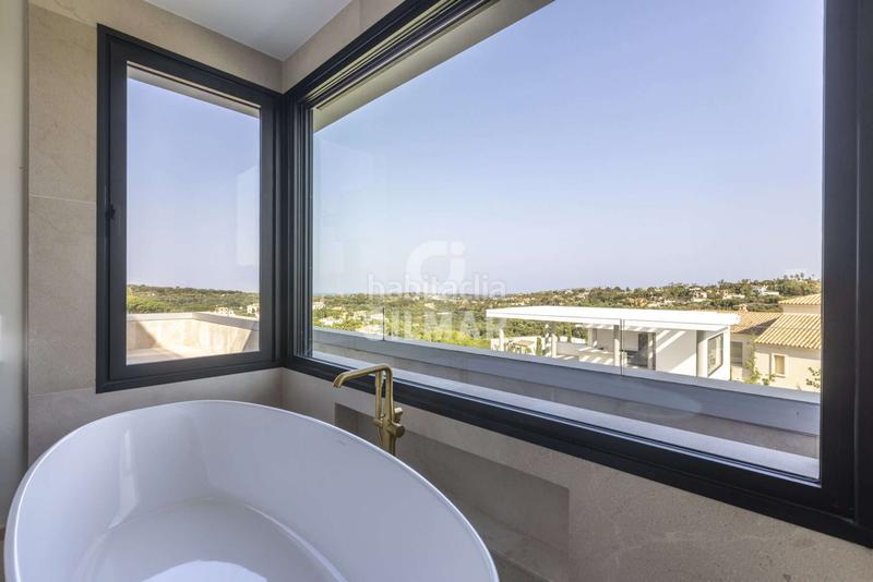 Foto 51a500d7-78d7-4316-a377-80edad815014. Chalet con riscaldamento piscina in Sotogrande alto Sotogrande