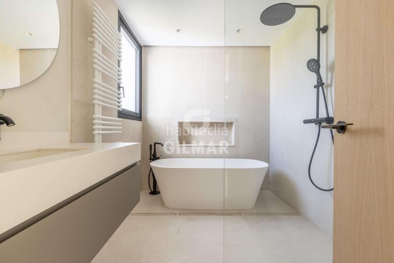 Foto 54cc7fbf-da4b-4513-849e-85da1d400bc4. Chalet con riscaldamento piscina in Sotogrande alto Sotogrande