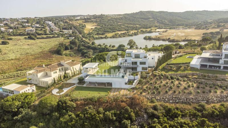 Foto 7ac58d8b-6564-4f10-adcc-0a3a3d754ce7. Chalet con riscaldamento piscina in Sotogrande alto Sotogrande