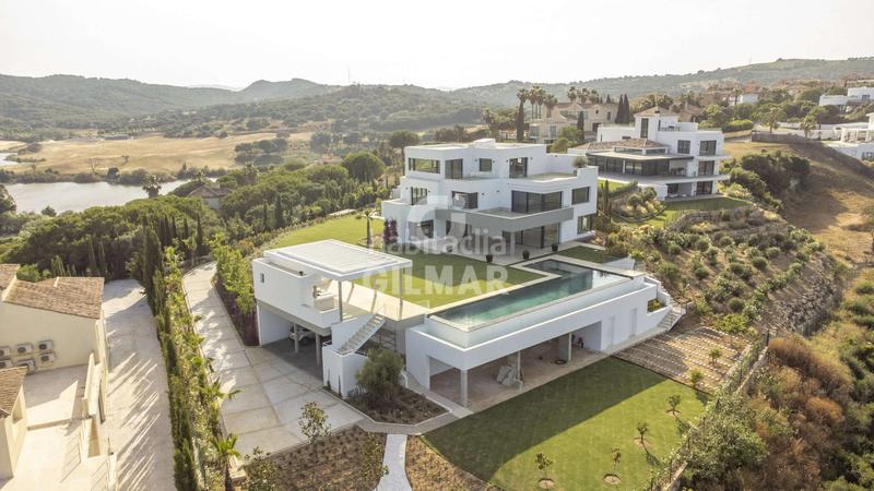 Foto 7eacdb2f-2613-4d3d-80e4-7af2c1c3d18c. Chalet con riscaldamento piscina in Sotogrande alto Sotogrande