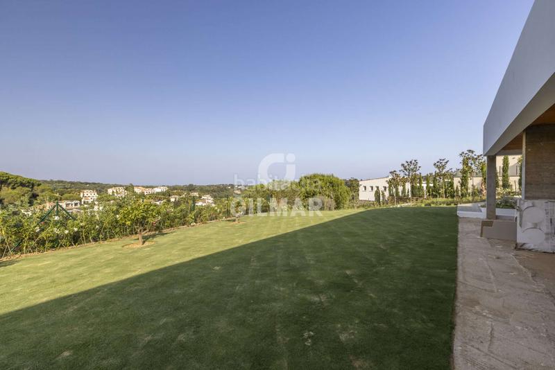 Foto 8f6d5c96-9881-40c7-8ed9-2f77d4e4ac5f. Chalet con riscaldamento piscina in Sotogrande alto Sotogrande