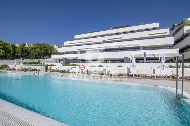 Foto 754ca9a2-5c6c-4c00-9a2f-a4460da2c6ba. Piccolo appartamento con riscaldamento parcheggio piscina in Estepona