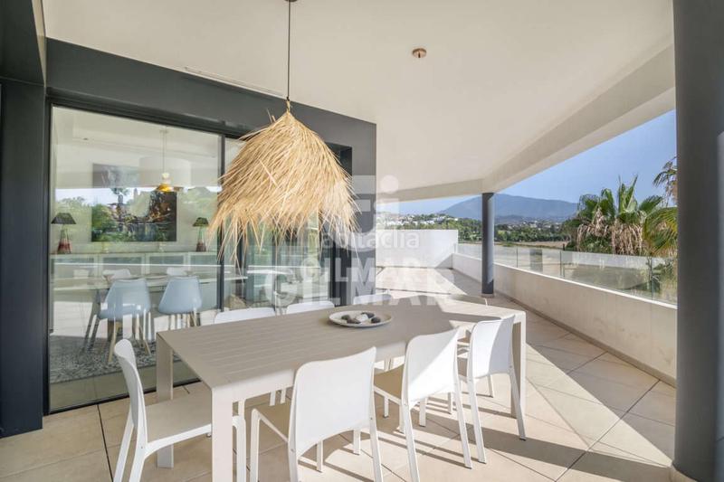 Foto 825d01ed-3a61-4f6d-970d-aa76e9e2102b. Piccolo appartamento con riscaldamento parcheggio piscina in Estepona