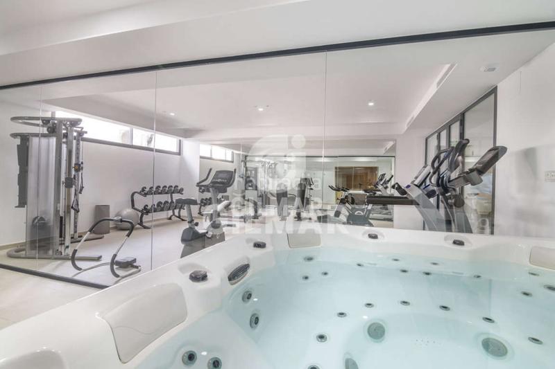 Foto a2fac527-3590-42d5-a568-b58ba48b0fc8. Piccolo appartamento con riscaldamento parcheggio piscina in Estepona