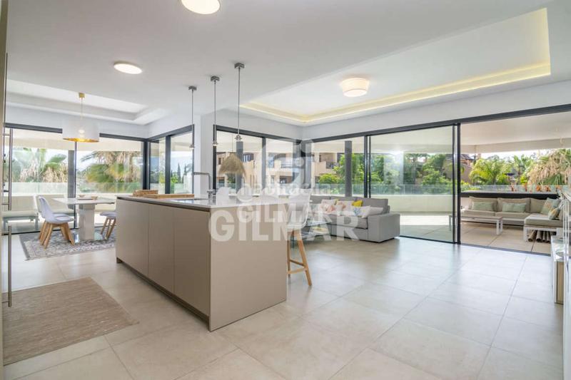 Foto bc4485c3-69d3-4509-815c-5fd7711f7a76. Piccolo appartamento con riscaldamento parcheggio piscina in Estepona