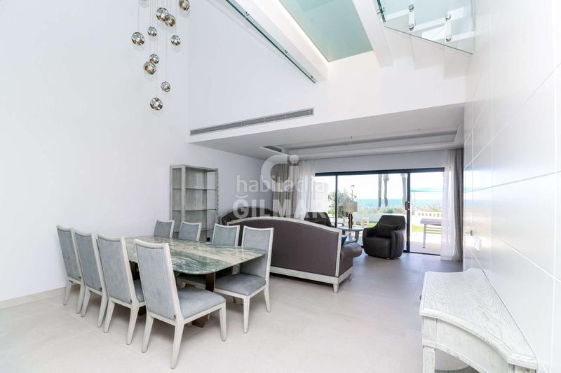 Foto 01dbdded-7d68-4513-b9da-010e0bae74f0. Casa adossada amb calefacció aparcament piscina a Estepona