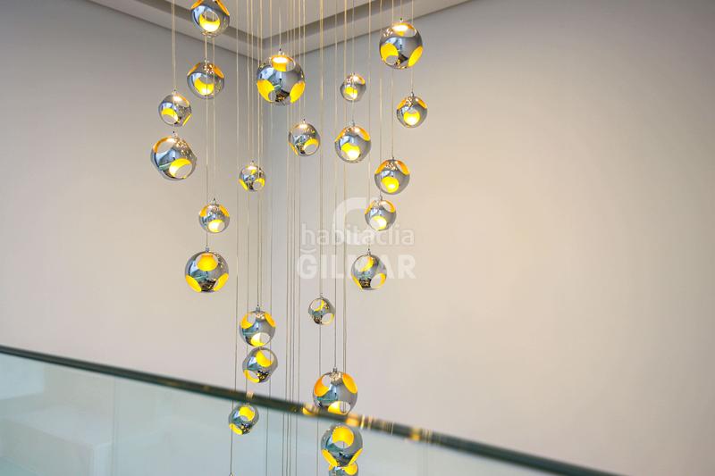 Foto 1d85468a-d22a-4d53-acf9-8158cc1377b4. Casa adossada amb calefacció aparcament piscina a Estepona