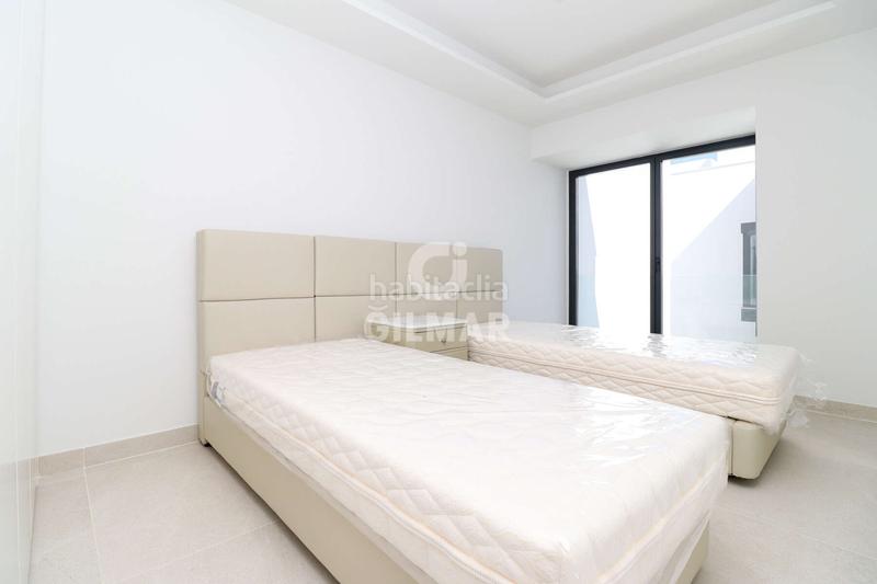 Foto 2101fe74-bcec-4c9e-b537-fd551460ddd3. Casa adossada amb calefacció aparcament piscina a Estepona