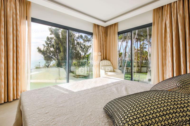 Foto 3ca1e4b4-a91c-4fb0-9564-afe3eba4f074. Casa adossada amb calefacció aparcament piscina a Estepona