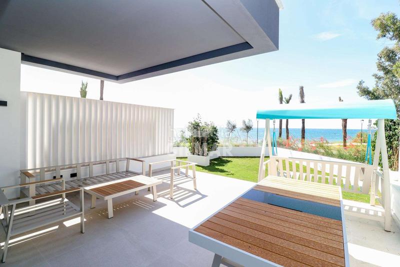 Foto 478c8ec2-eb5d-4392-b133-30fb5a0bd58f. Casa adossada amb calefacció aparcament piscina a Estepona