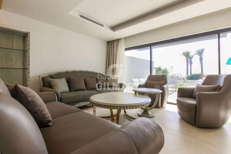 Foto c1eef5dc-3417-4b0f-b8cb-fd4d3826b146. Casa adossada amb calefacció aparcament piscina a Estepona