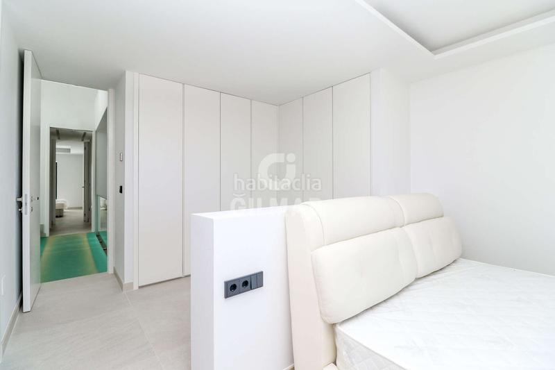 Foto ef22adc2-b6bb-4b0c-ab92-9f60a28f9915. Casa adossada amb calefacció aparcament piscina a Estepona