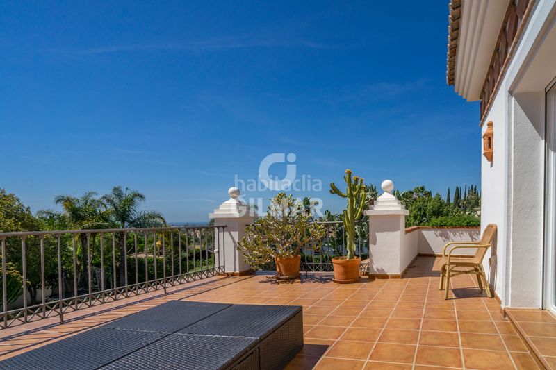 Foto a6994778-b402-4130-8c30-652b9451f3f1. Xalet amb calefacció aparcament piscina a El Paraíso Benahavís