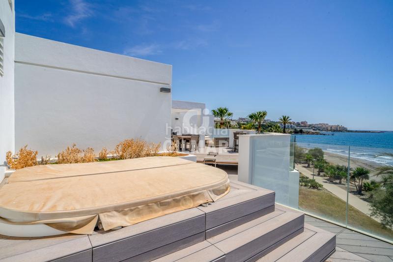 Foto 07cb0f04-902f-47b0-b228-5dce6f564861. Casa a schiera con riscaldamento parcheggio piscina in Estepona