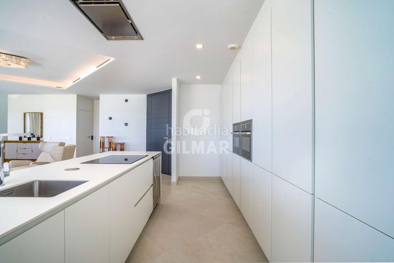 Foto 2a4142ac-fde5-413a-8a46-414f90e37448. Casa a schiera con riscaldamento parcheggio piscina in Estepona