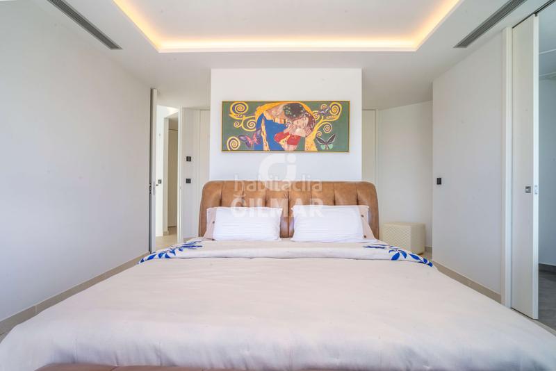 Foto 46e28e33-c146-442c-9747-24ab01529b19. Casa a schiera con riscaldamento parcheggio piscina in Estepona