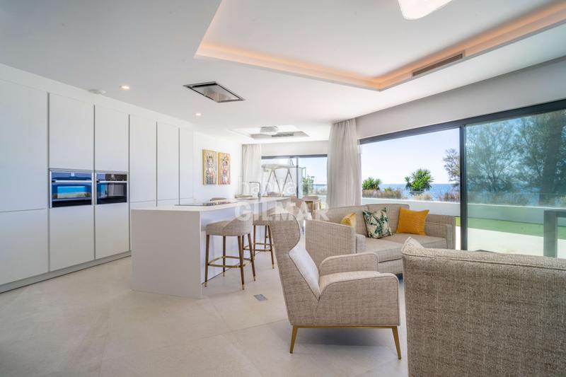 Foto 4f41693a-a885-4b24-93f0-65211d559e38. Casa a schiera con riscaldamento parcheggio piscina in Estepona