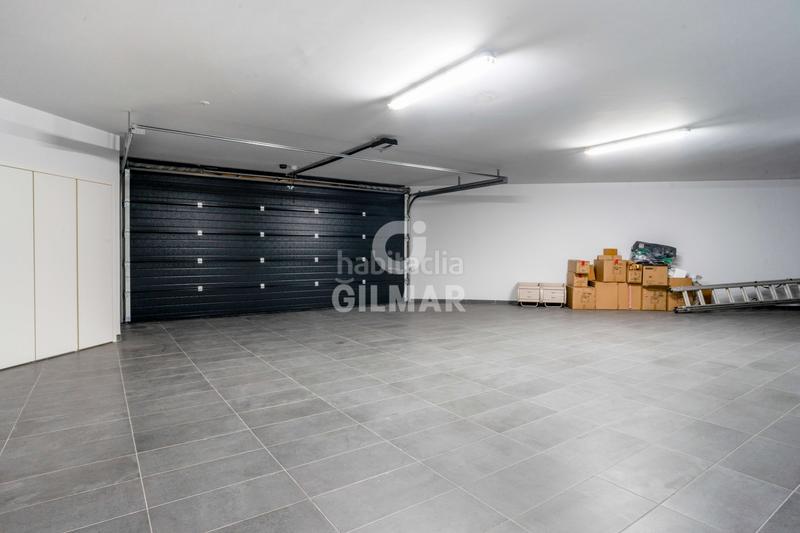 Foto 52a987bc-65f0-4d9b-8093-45a441a76c55. Casa a schiera con riscaldamento parcheggio piscina in Estepona