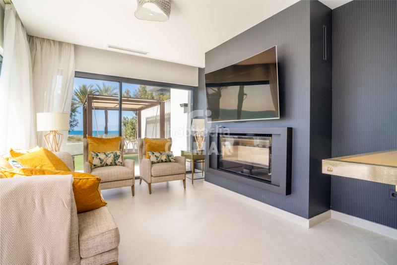 Foto 5e1094fb-3e93-4cff-ada1-a94f83f713c6. Casa a schiera con riscaldamento parcheggio piscina in Estepona