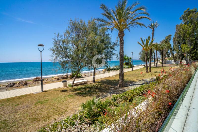 Foto 6d24264b-7182-41ea-8c74-8663405204f4. Casa a schiera con riscaldamento parcheggio piscina in Estepona