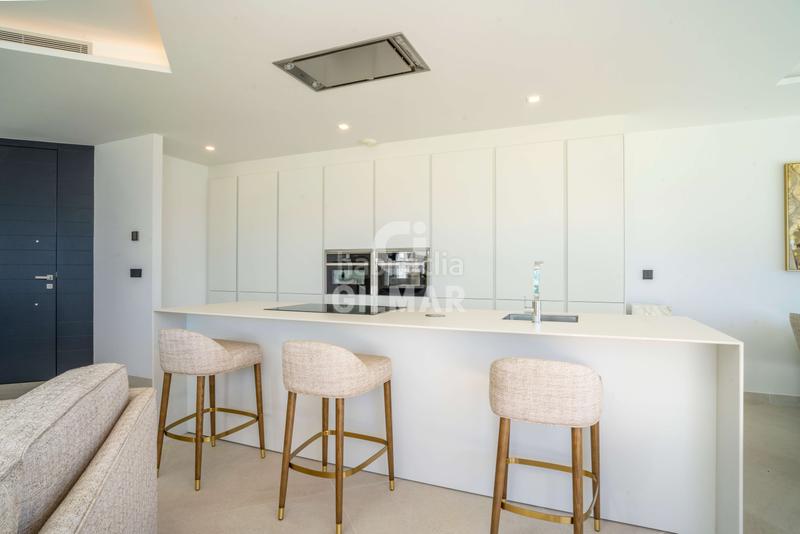 Foto 920eead1-bb3e-4016-866a-8264cf6ea687. Casa a schiera con riscaldamento parcheggio piscina in Estepona