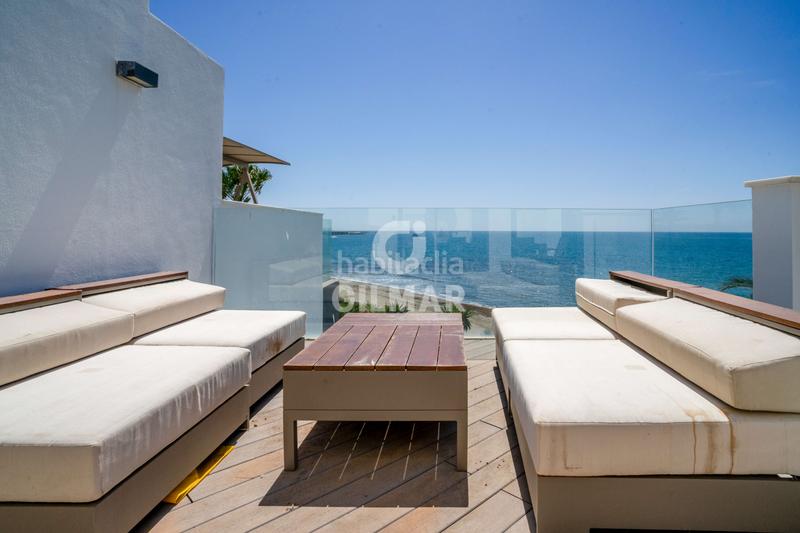 Foto f181b478-a7d4-45bc-8c84-ad7c0e7661f8. Casa a schiera con riscaldamento parcheggio piscina in Estepona