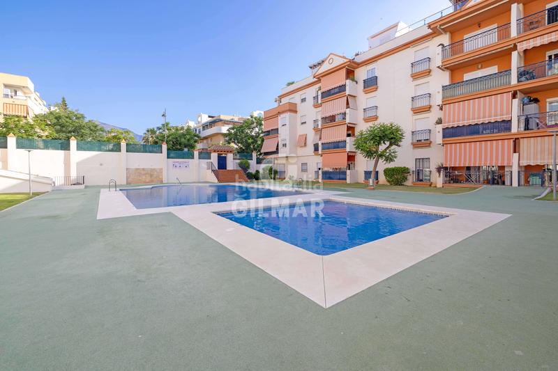 Foto 22579e49-e55b-49c7-8a65-607aef633e7b. Àtic amb calefacció aparcament piscina a puerto de Estepona Estepona