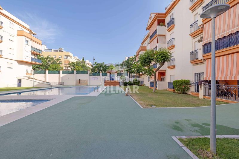 Foto fd9711d8-0b2f-4e6d-aab5-2b0bac685080. Àtic amb calefacció aparcament piscina a puerto de Estepona Estepona