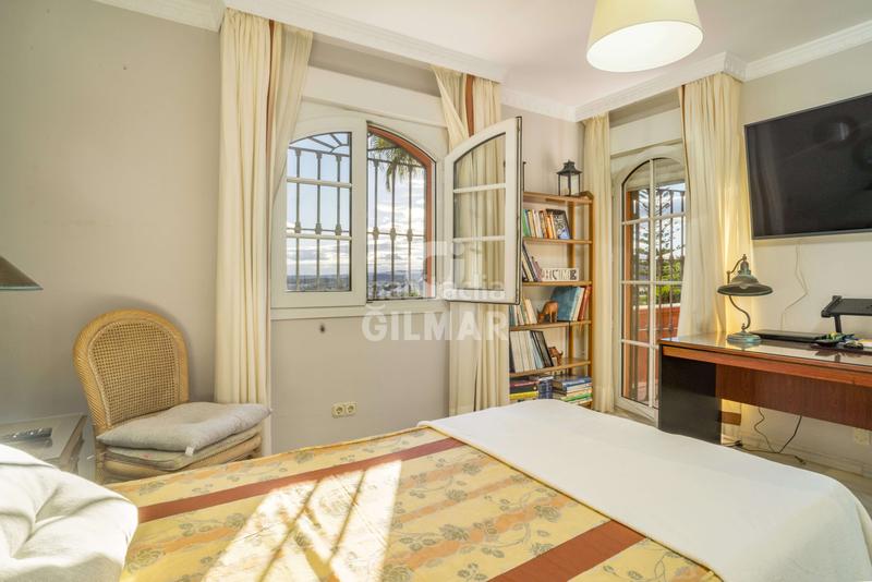 Foto 26f5c7d9-a568-4b94-b29a-84a520111463. Chalet with heating parking pool in Seghers Estepona